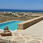 The At Naxos