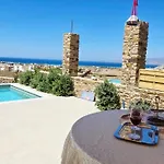 The At Naxos * Kastrákion